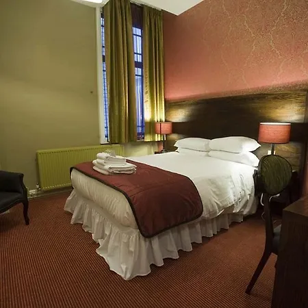 The Briar Rose Wetherspoon 3* Birmingham