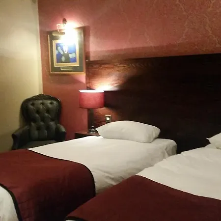 The Briar Rose Wetherspoon 3* Birmingham